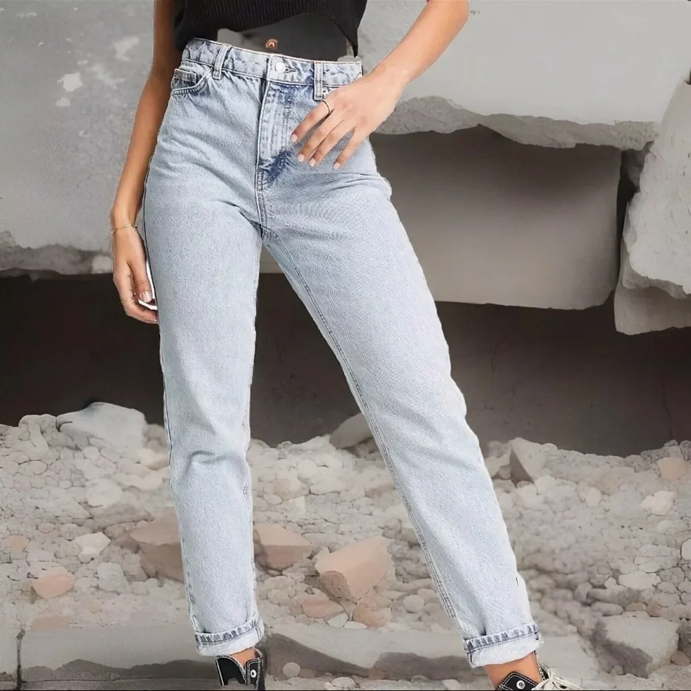 TOPSHOP Mom Jeans Womens Size 26 Blue Acid Wash Moto Mom High Waist Tapered CUTE